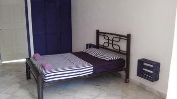 Orquideas Hostel Cancun Exterior photo